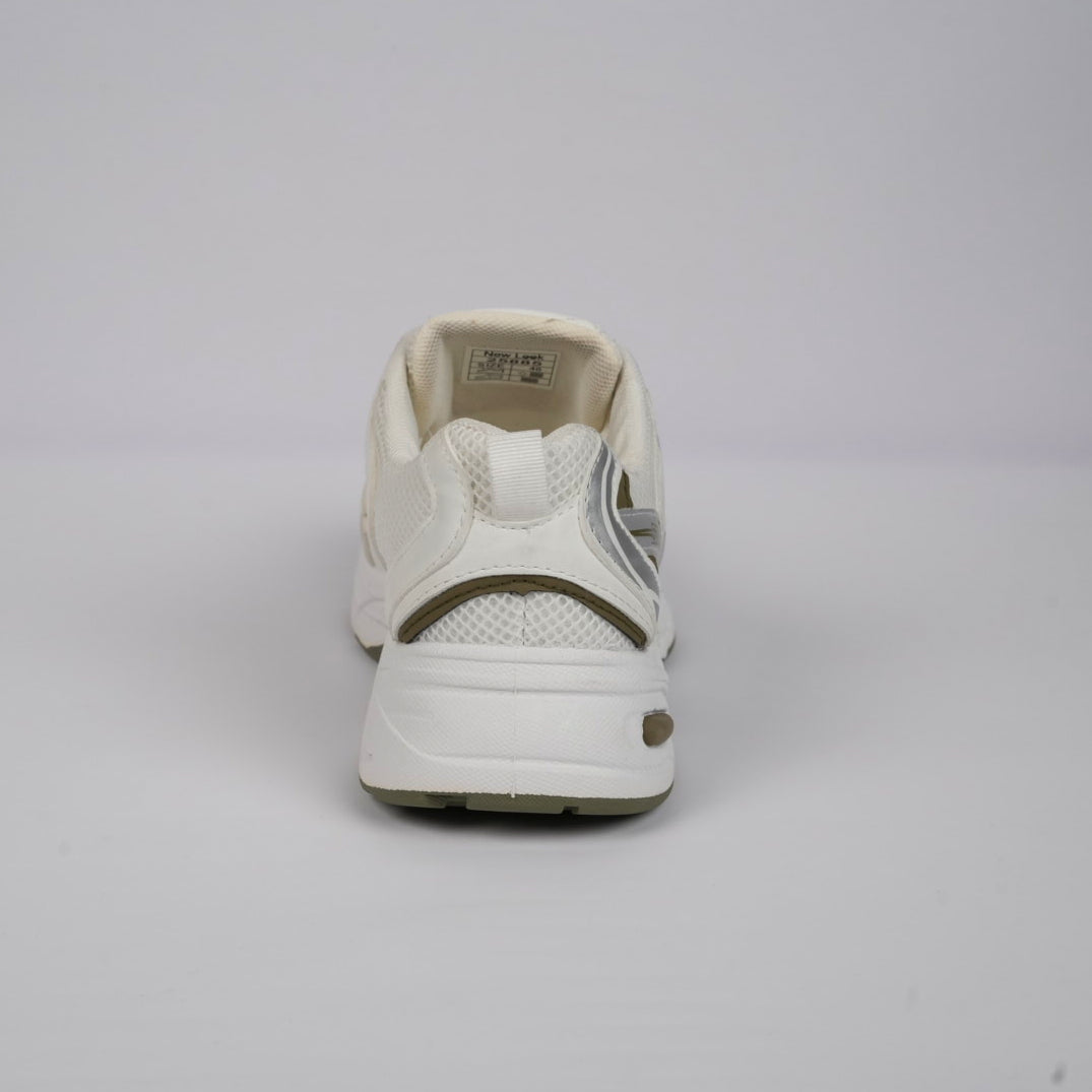 New Balance 530 – White / Olive