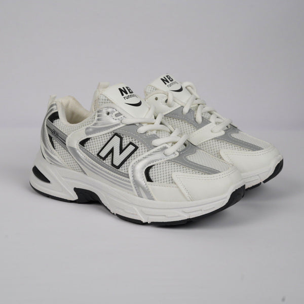 New Balance 530 – White / Black