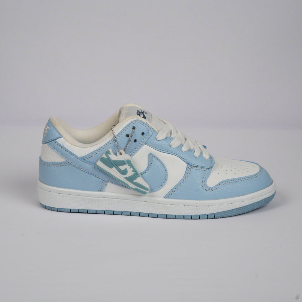 SB Dunk Low “Sky Blue”
