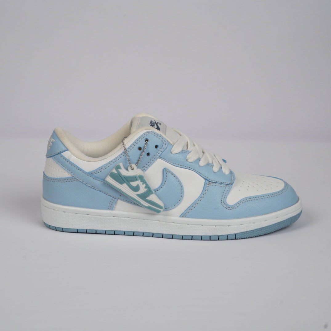 Nike SB Dunk Low – White / Sky Blue