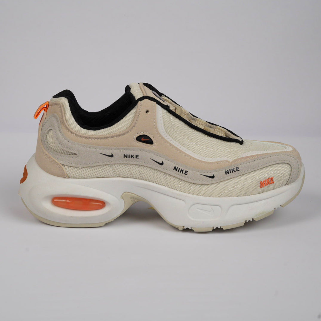 Nike Air Max Sneakers – Beige & Orange