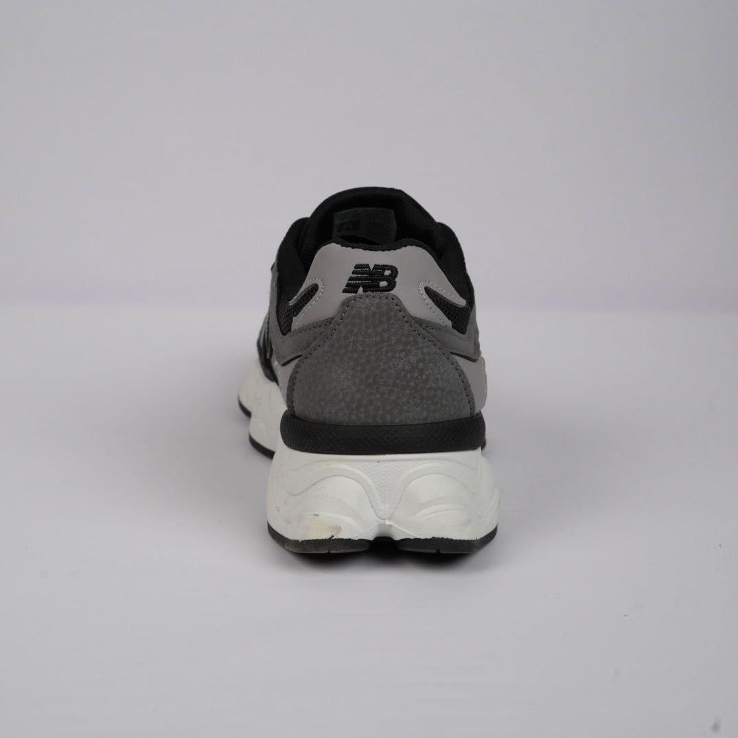 New Balance 9060 Black & Grey