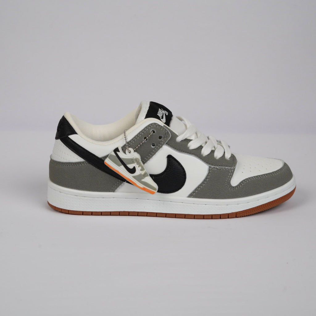 SB Dunk Low “Gray-White”