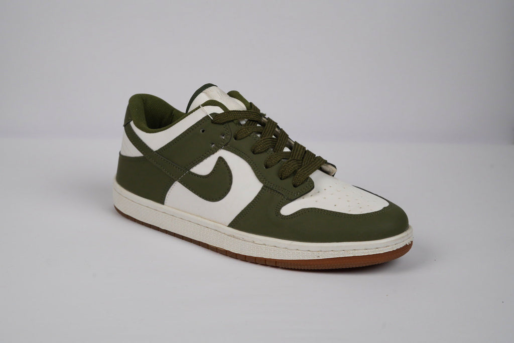 Nike Dunk Low Medium Olive