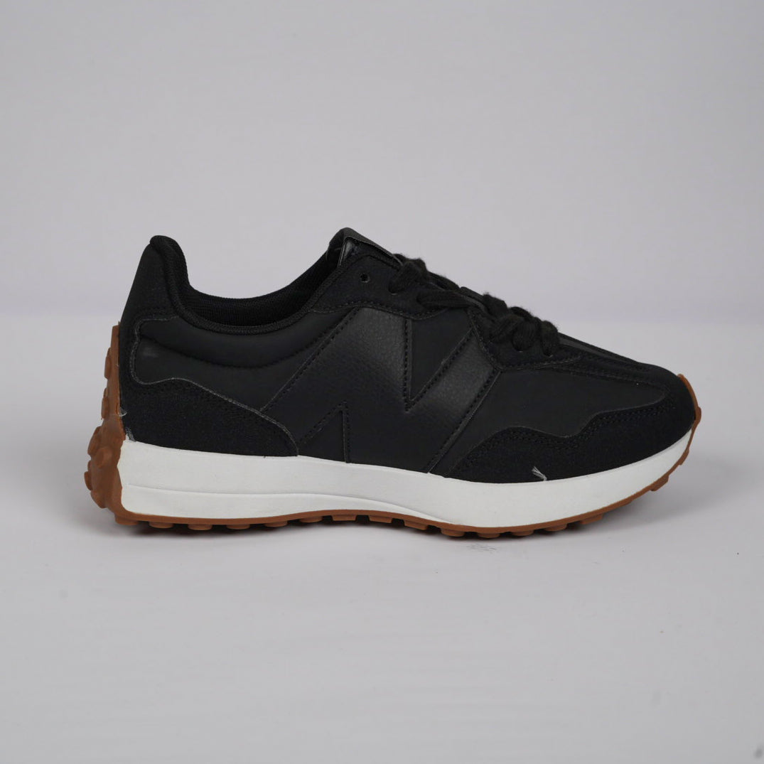 New Balance 327 –  All Black