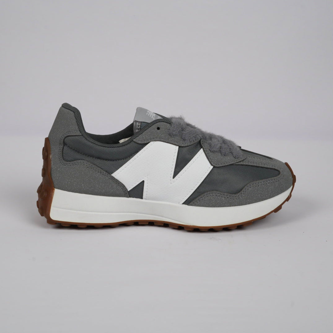 New Balance 327 – Grey / White