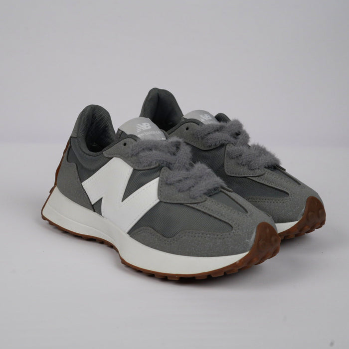 New Balance 327 – Grey / White