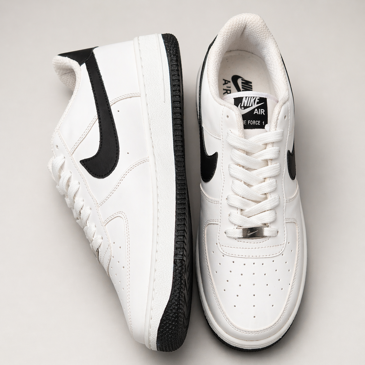 Nike Air Force 1 ’07 White/Black Classic Sneakers