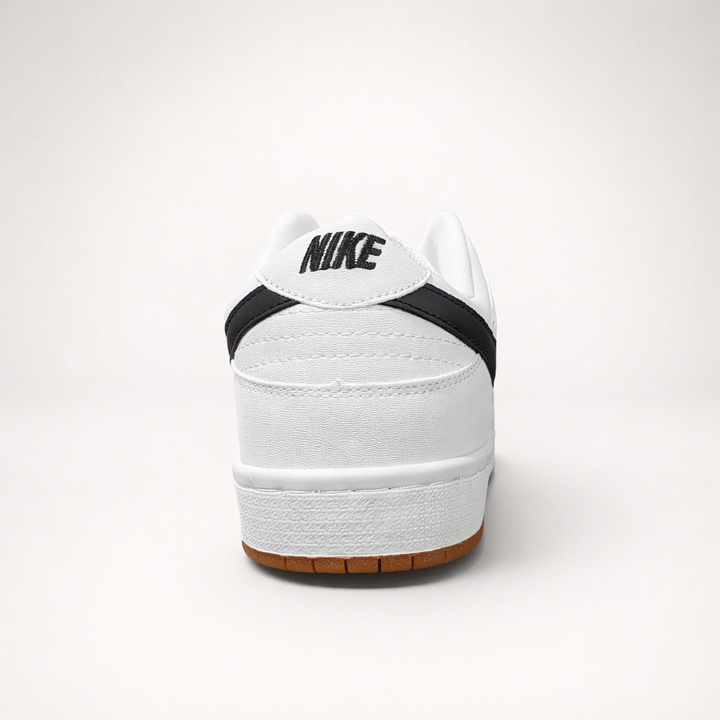 SB Low-Top Skate – White