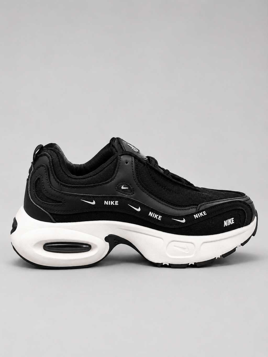 Nike Air Max Sneakers – Black & White