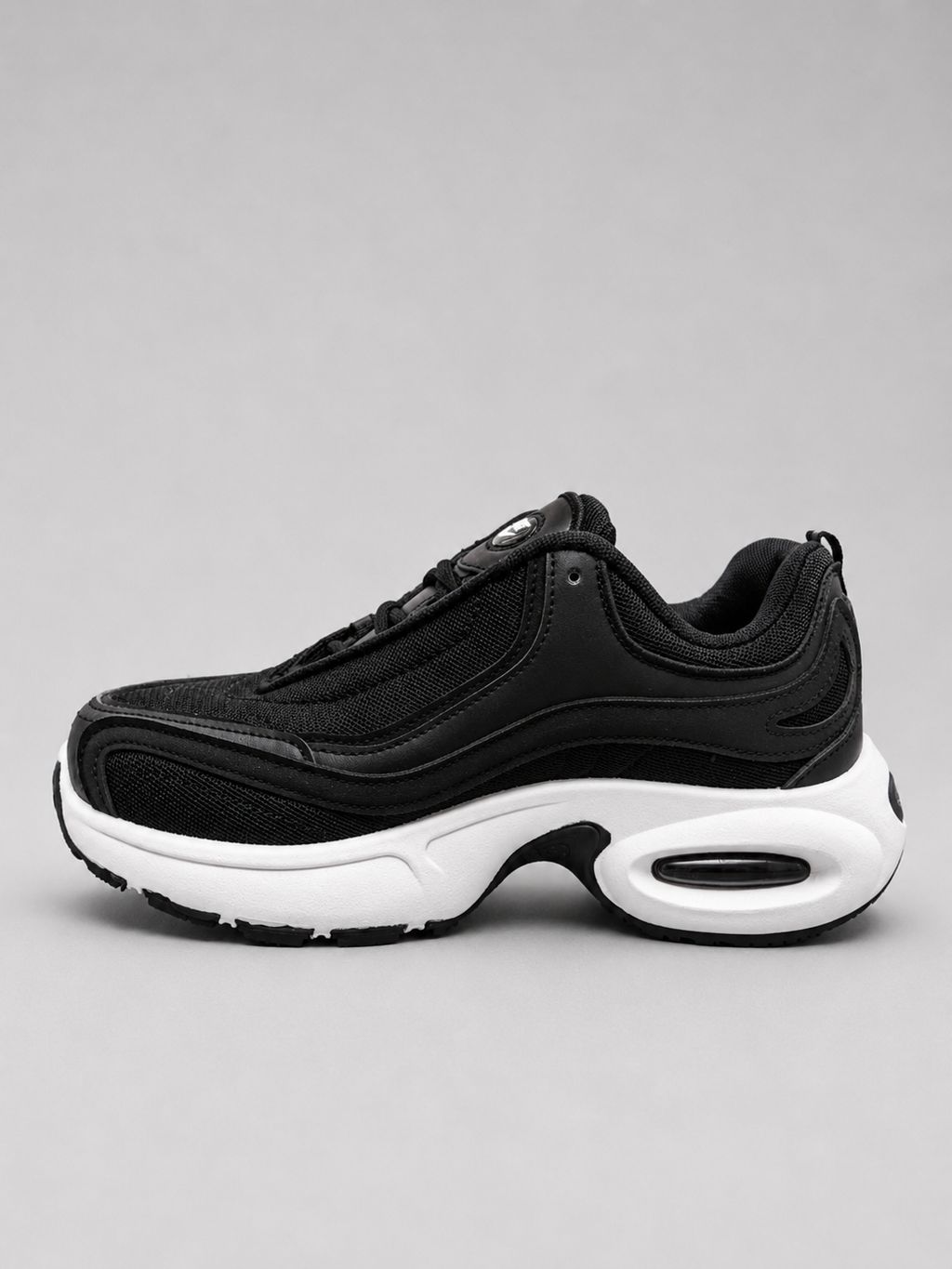 Nike Air Max Sneakers – Black & White