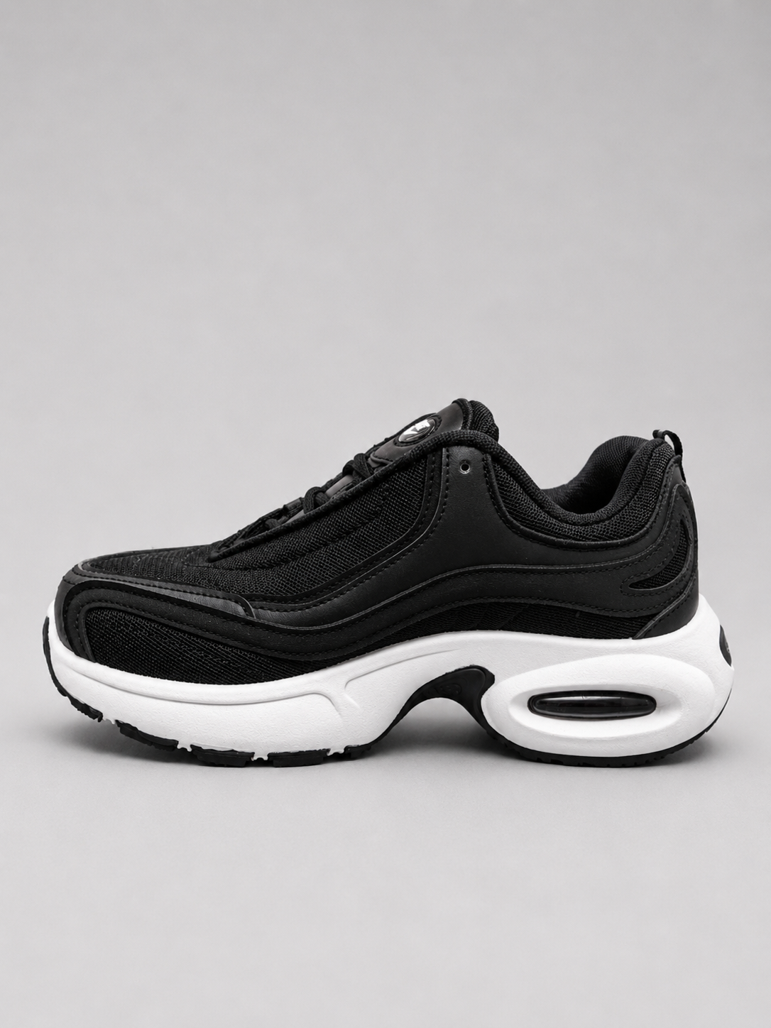 Nike Air Max Sneakers – Black & White