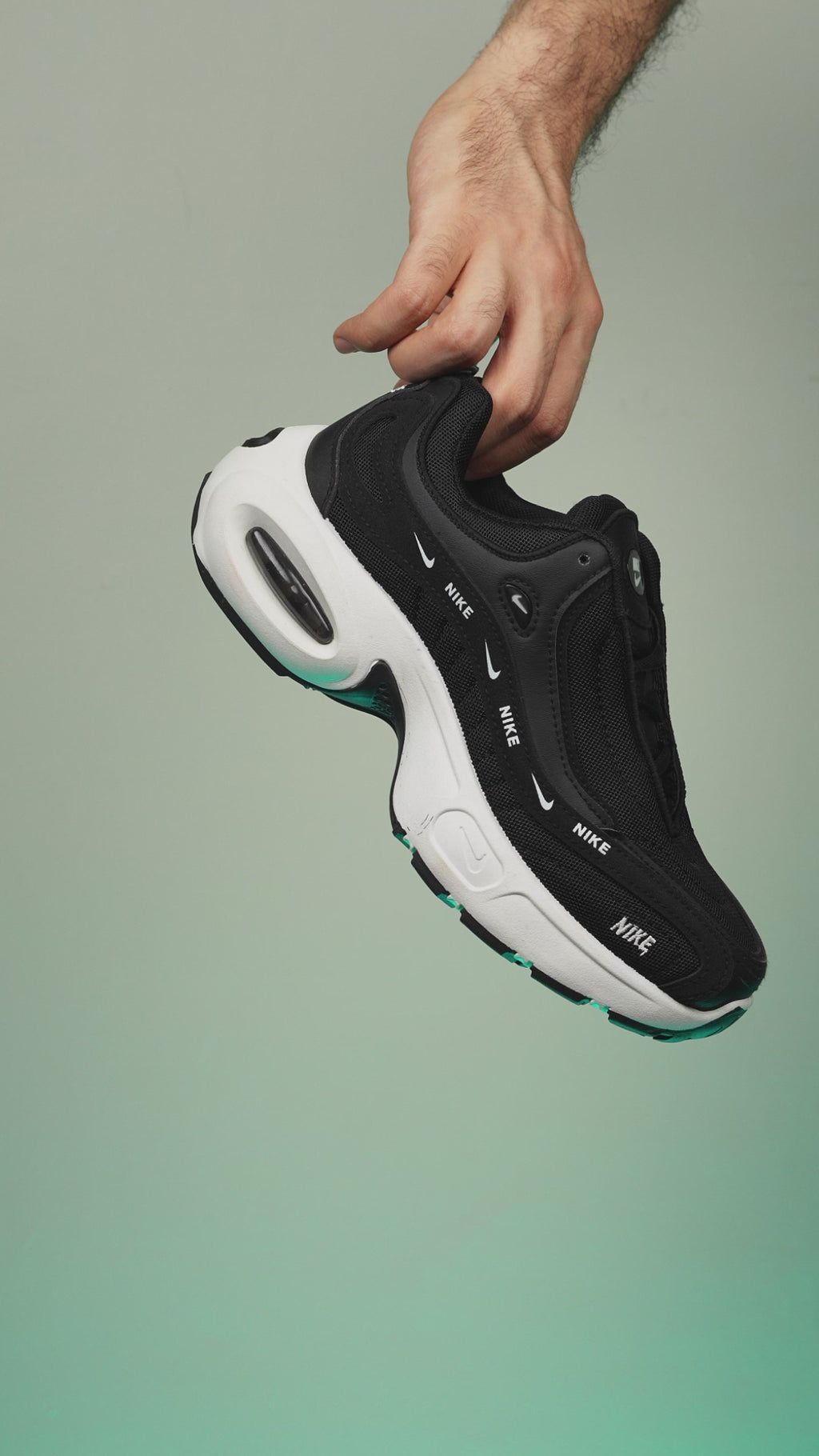 Nike Air Max Sneakers – Black & White